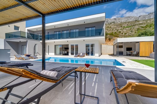 Villa Gore