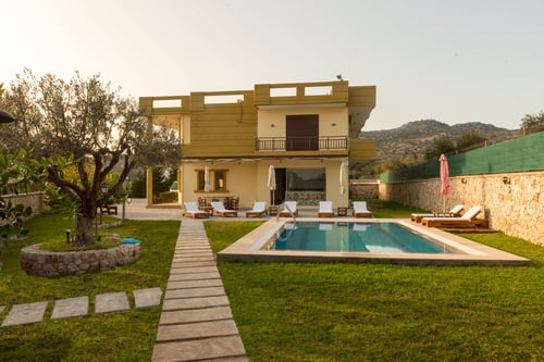 Villa Village View