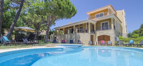 Villa Lira